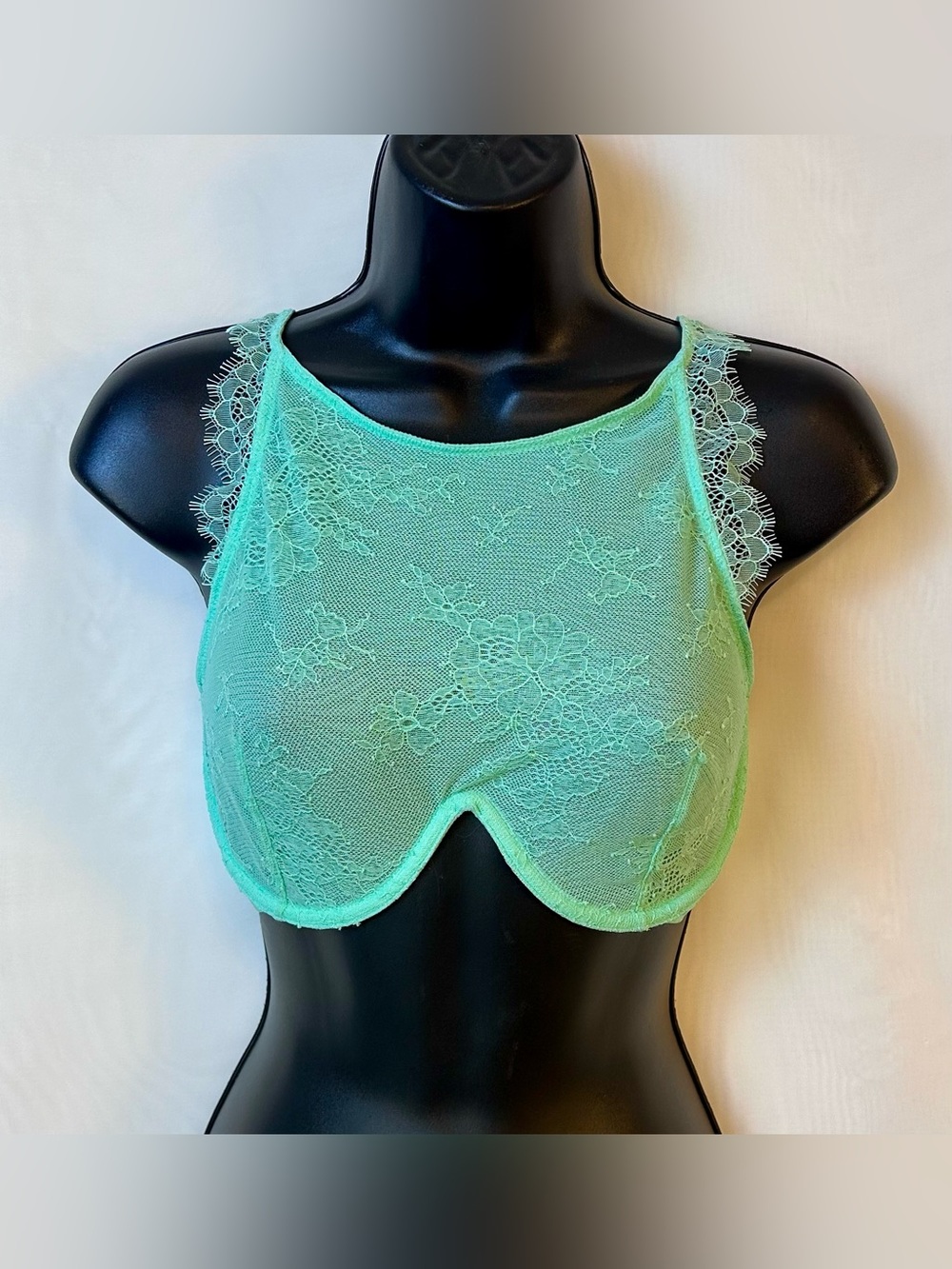 New Victorias Secret Mint Green Lace Tank Style Bralette 32DD